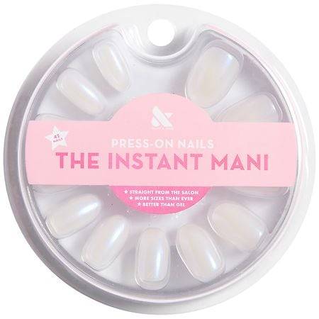 Olive & June the Instant Mani Press-On Nails Oval Medium (pink goldfish)