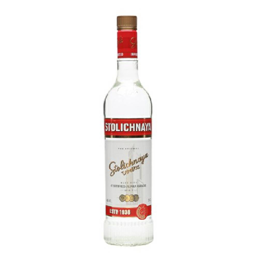 Stolichnaya vodka (750 ml)