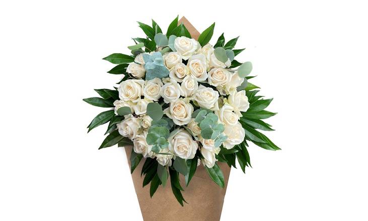 Bloom Haus™ 30 Plus Rose Bouquet - White