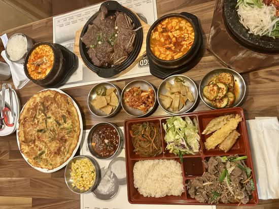 SGD DUBU SO GONG DONG TOFU & KOREAN BBQ (707 S 6th St, 105)