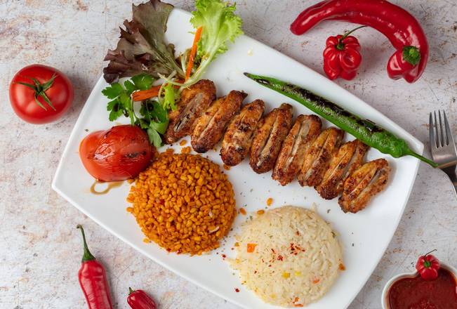 Grilled Chicken Wings with Rice & Salad