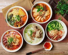 梁記大骨麵 龍江店