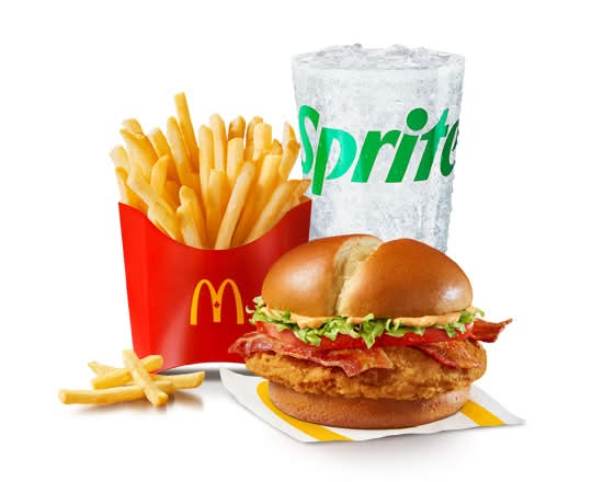 Spicy Bacon Deluxe McCrispy Extra Value Meal [930-1140 Cals]