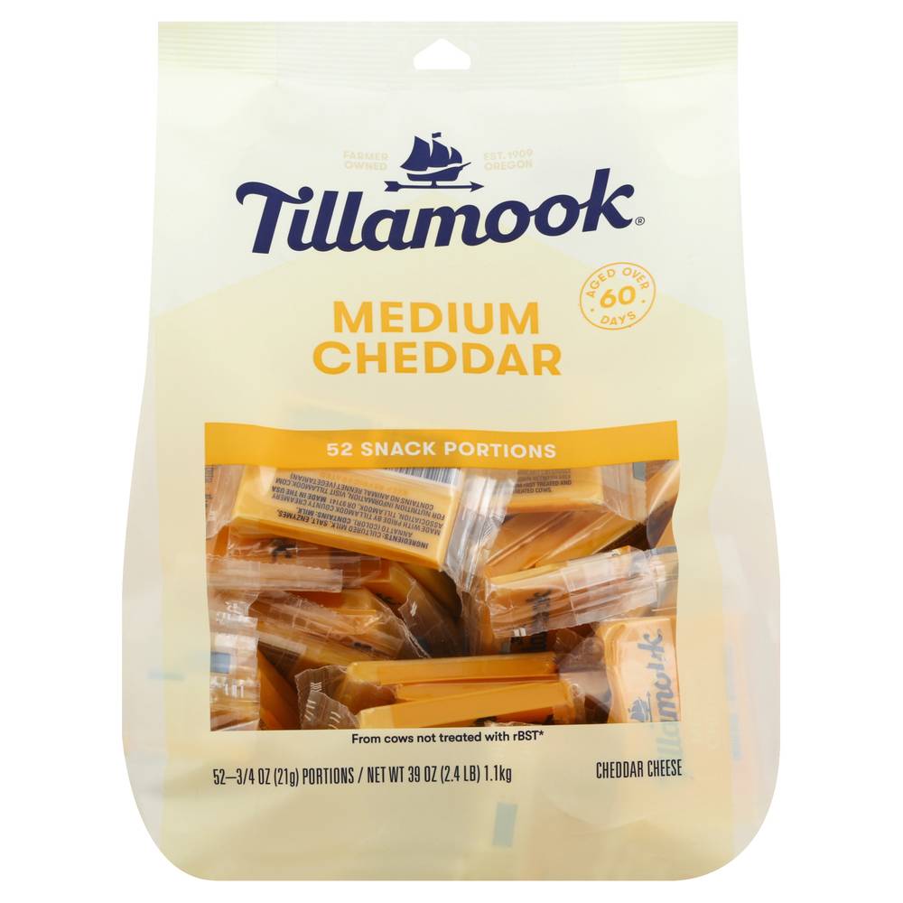 Tillamook Medium Cheddar Cheese Snacks (2.44 lbs, 52 ct)