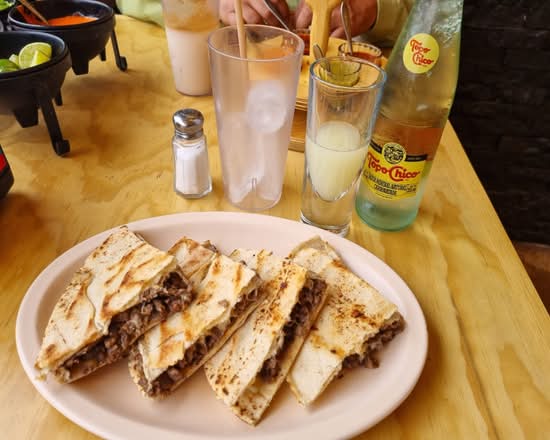 TAQUERIA EL CAMINERO CONSTITUCION