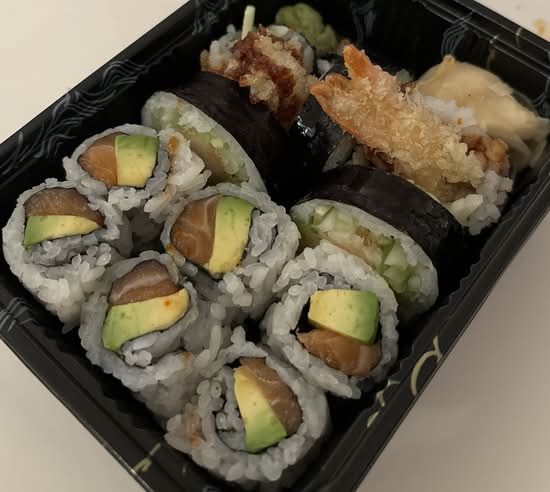 Dragon Sushi photo 2