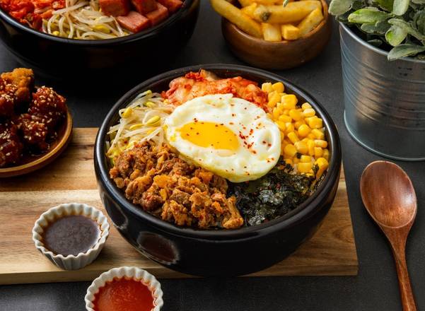 燒肉石鍋拌飯