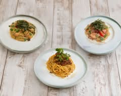 パスタ カフェ ダイニングバー ボルティーチェ