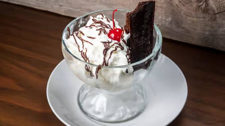 Chocolate Brownie Sundae