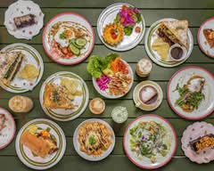Donovans Link Eatery & Grounds (631 Hogbin Drive)