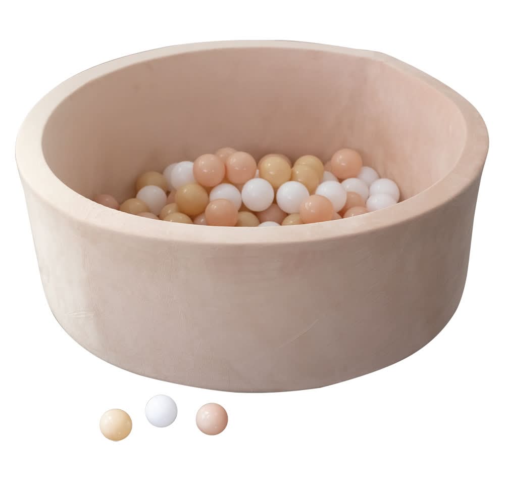 Crane Girl Foam Pit with Balls