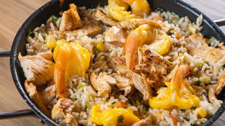 ARROZ MIXTO(Mixed rice with chicken, corn ,vegetables and spices)