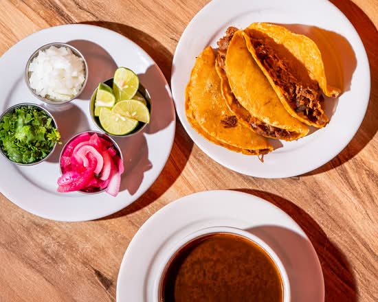 La Bendita Birria de Res - Del Valle