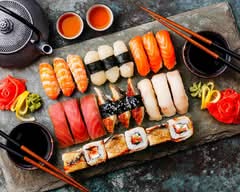 Sushi Haus 🍣  I Essen erstes Sushi Haus