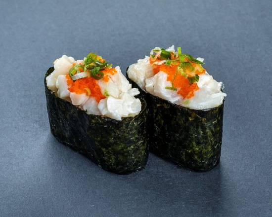 (b022) Bay Scallop Sushi