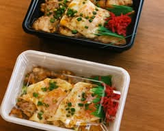 手造り惣菜とお弁当の店 とり玉 あけぼの