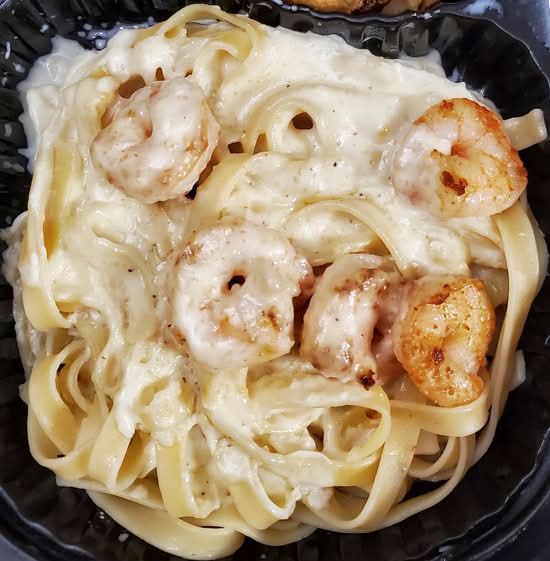 Kids Alfredo Sauce with Choice of Pasta