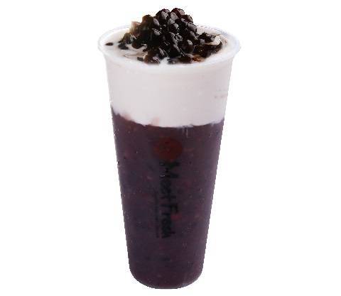 Cold Purple Rice Drink with Boba and Fresh Milk