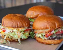 R!OT Parkway (700 Ken Pratt Boulevard)