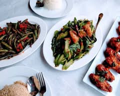 Saladang Garden (383 S Fair Oaks Ave)