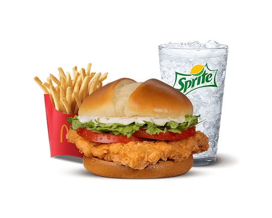 Menú McCrispy Sandwich Deluxe