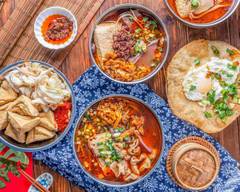 饒河夜市 施老板麻辣臭豆腐