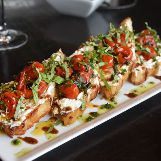ROASTED TOMATO BRUSCHETTA