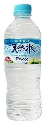 21_サントリー　天然水（550ml）
