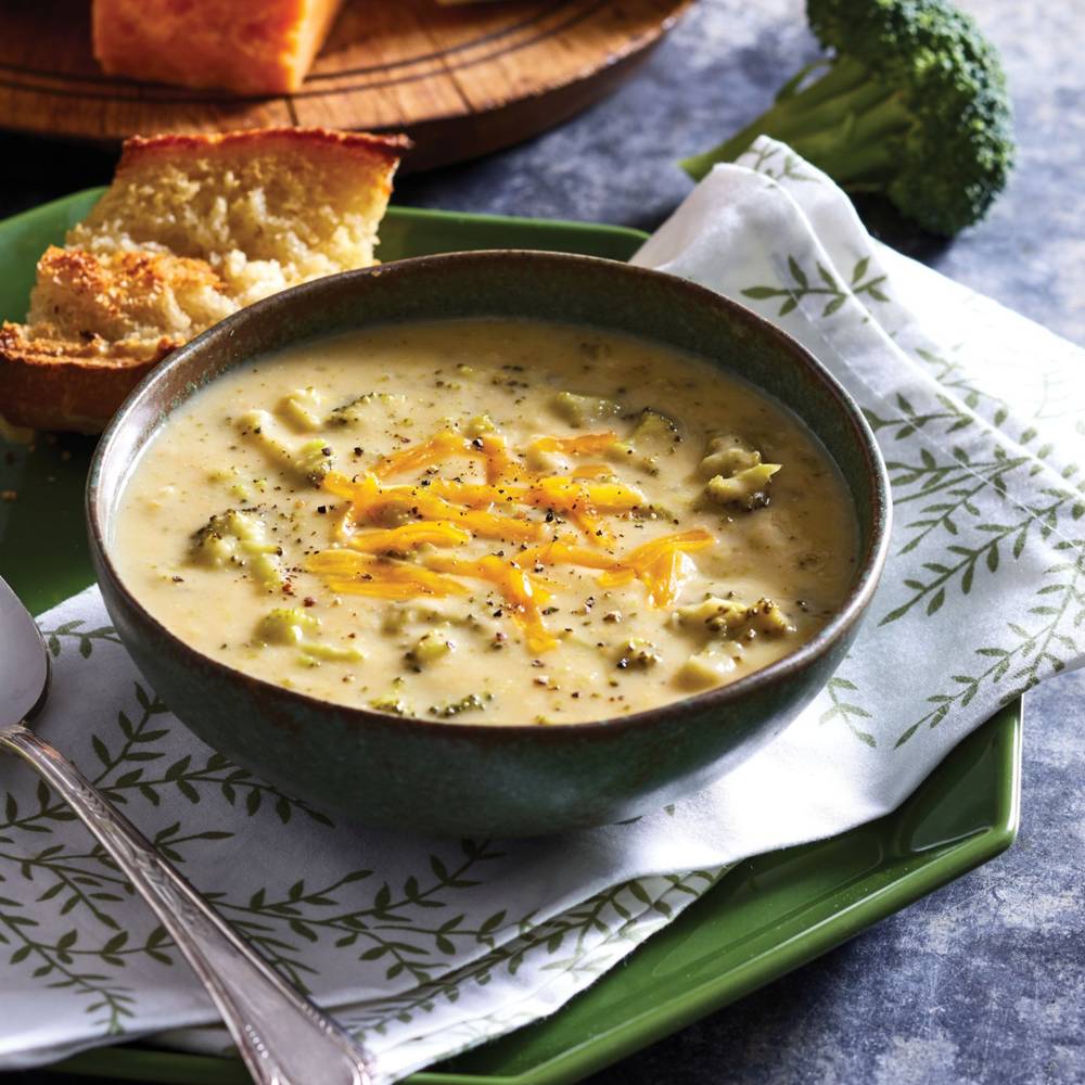 M&M Food Market · Soupe au brocoli et au cheddar - Broccoli Cheddar Soup (285g)
