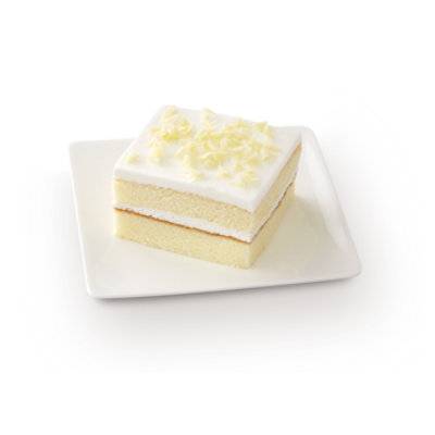 Bakery White Iced Cake Slice - Each