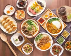 上京成風味麵館 l 煎餃 l 拌麵