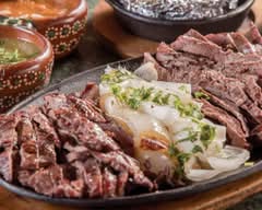 Charlies food market (Monterrey)