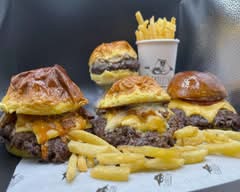 Clandestino Burgers (San Enrique)