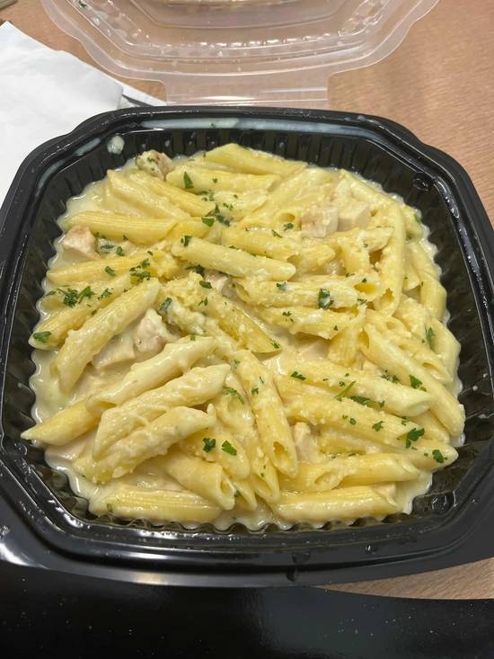 Chicken or Shrimp Alfredo