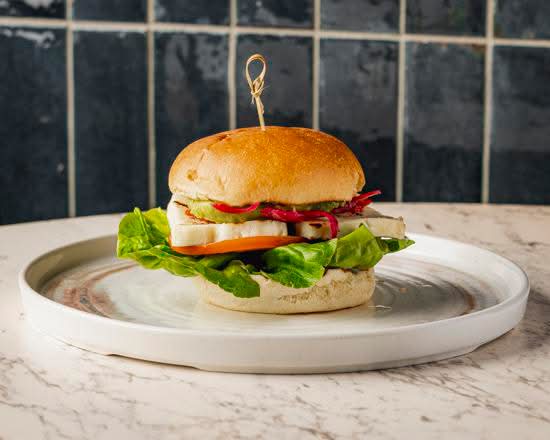 HALLOUMI & AVO BURGER (V)