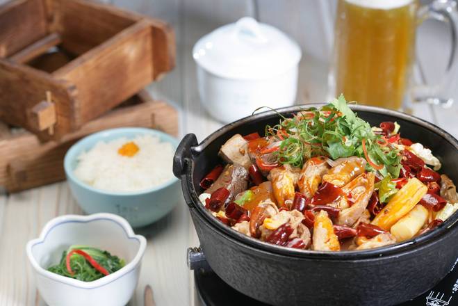 麻辣腸旺煲  Spicy Pork Mixture wit Rice