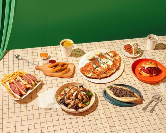 Giovanni's Pizza & Roast Beef (Sagus)