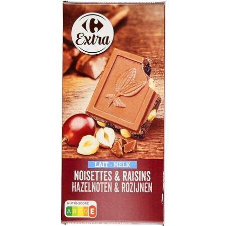 Carrefour Extra - Chocolat au lait aux noisettes et raisins