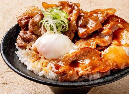 温玉ぶた肩ロース丼 Grilled Pork Rice Bowl (Shoulder Loin) + Soft-Boiled Egg