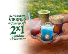 Family Café & Pan (Calle 32 & Calle 33)
