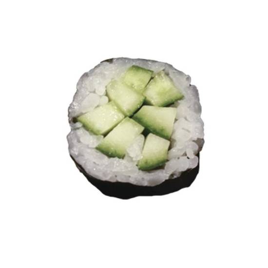CUCUMBER ROLL
