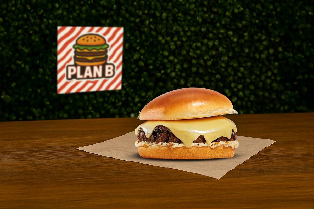 🏔️ DOUBLE CHEESEBURGER CORSE – LE BURGER QUI PARLE D’ICI