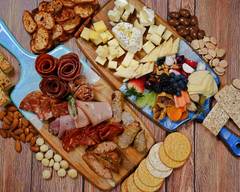 HappyBoards Cheese & Charcuterie
