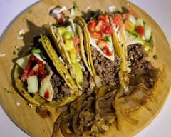 Tacos Los Primos Cuu