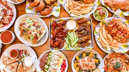 Three Dollar Cafe (Peachtree Corners)
