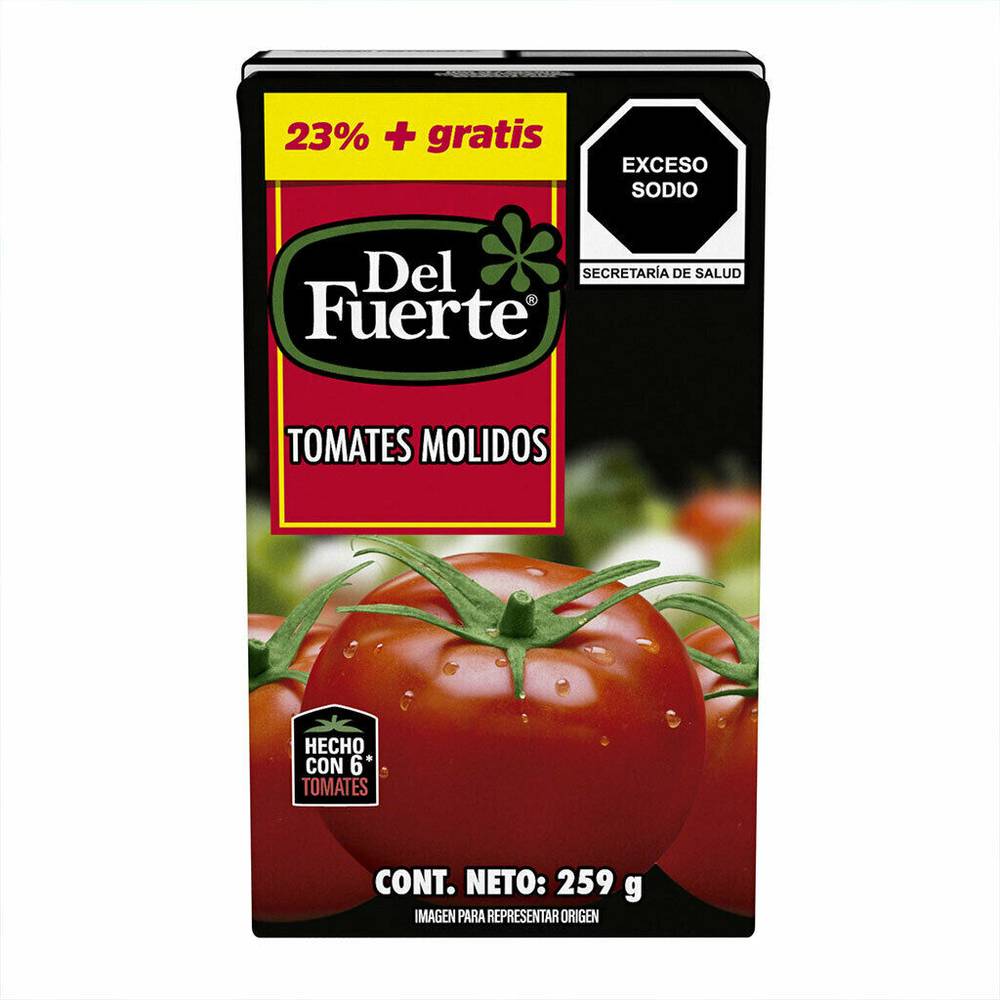 Del fuerte puré de tomate natural