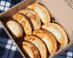 Nonna Mary Empanadas 🩵 (Eaux-vives) 