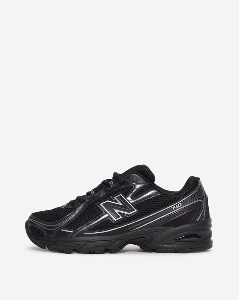 New Balance Big Kids' 740 Casual Shoes, 3.5, Black/Silver Metallic