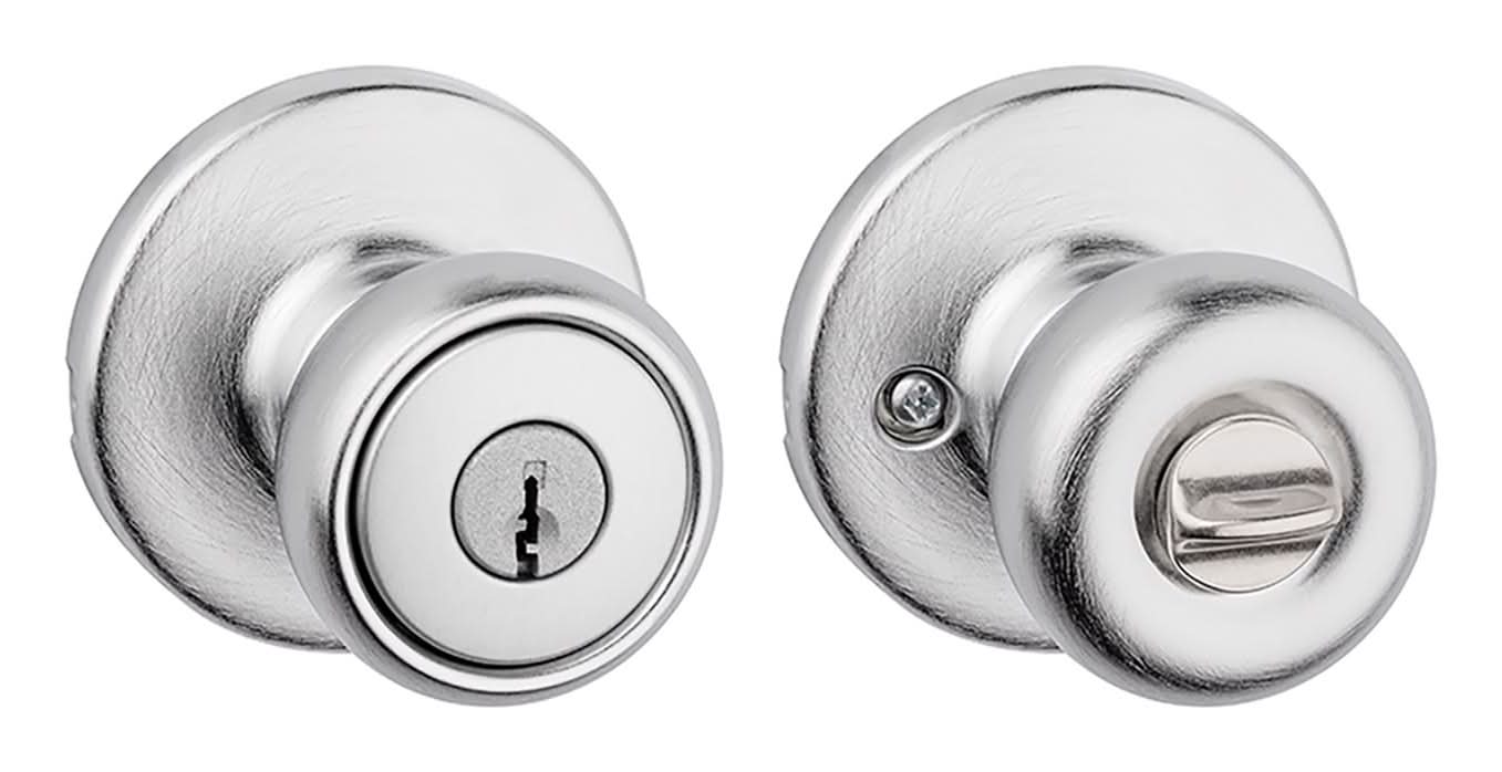 Kwikset Tylo Satin Chrome Entry Door Knob 1-3/4 In.