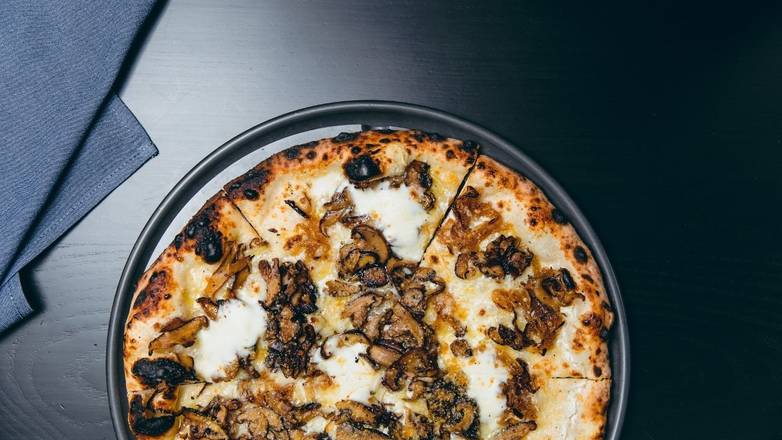 FUNGHI PIZZA